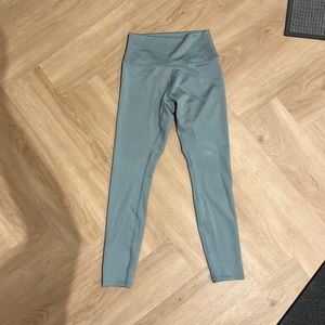 ALO size medium high waist legging stone blue